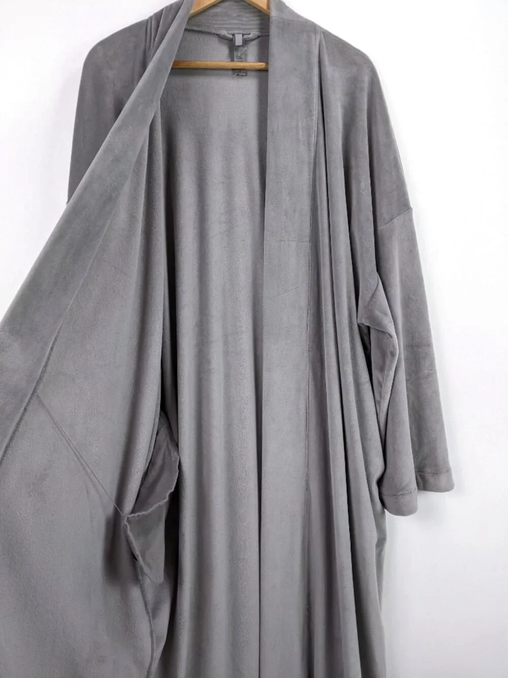 SKIMS Gray Soft Velour Fleece Wrap Robe Lounge Wear Size M
